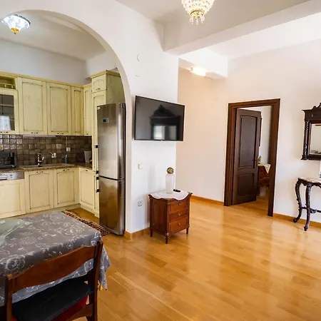 بيت للعطل Mansion 1887 *